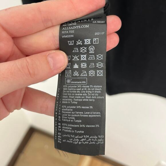 ALLSAINTS Rita Oversized Boat Neck Off-Shoulder Designer Long Sleeve Tee - Large - Picture 13 of 15